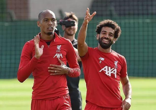 lol-社区盾冲刺阶段走向成谜，那不勒斯绝杀压哨，目标明确，团队化学反应显著(单调区间不能写成并集)